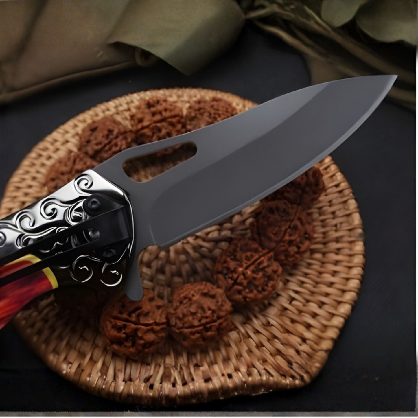 Cutit Pliabil Outdoor 20 cm, Lama Inox cu Blocare, Maner Metal si Lemn, Clip Curea, Cutit Multifunctional pentru Camping si Drumetii