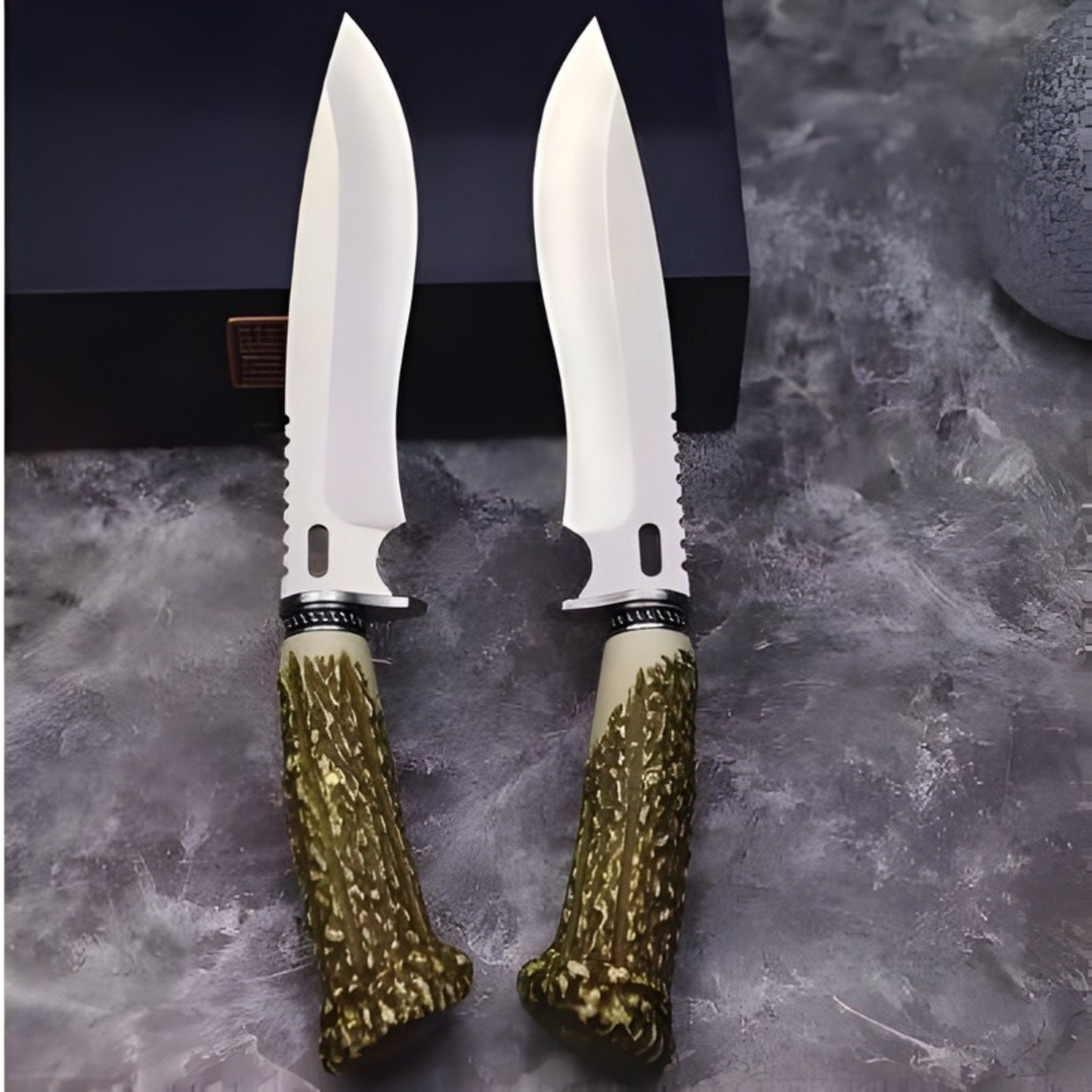 Cutit Outdoor Finka 30 cm cu Husa, Lama Fixa , Maner Otel si Lemn, Cutit pentru Camping, Drumetii si Bushcraft